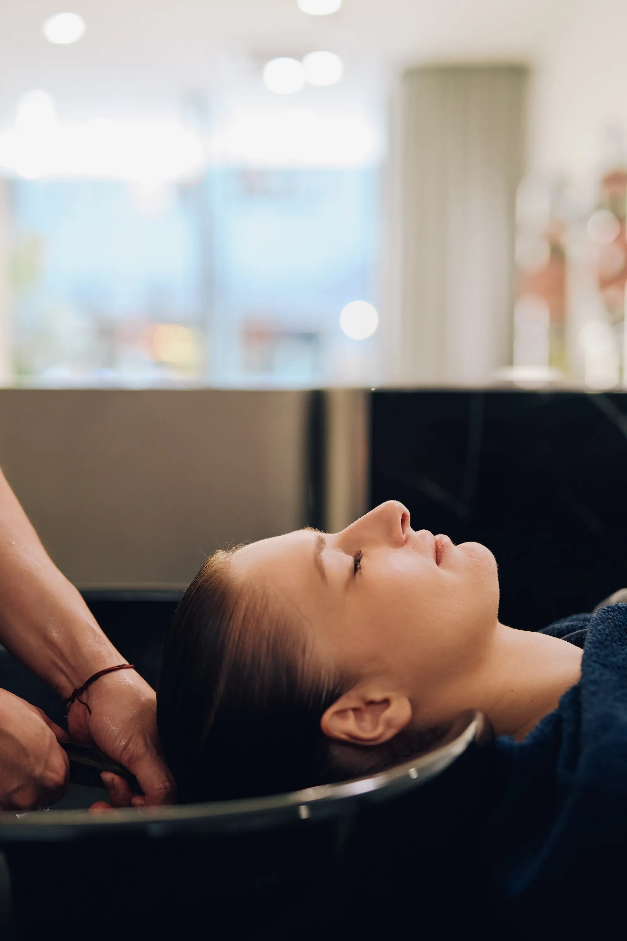 SHHH,Hair Spa HK, Best Salon in Hong Kong,香港salon,明星salon,貴婦salon,貴婦 hair treatment,Damaged hair repair,Split ends treatment,Hair loss treatment,Hong Kong Hair repair treatment,Anti-hair loss shampoo,scalp care,頭皮護理療程,受損髮質修復