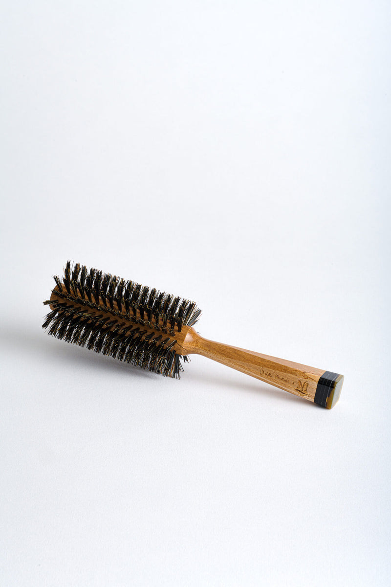 Marvin Lin X Mariella Martinato - Hair Brush,髮型 用品 店,美髮用品,hair loss,scalp care,Hong kong salon, Best salon hk,Haircare hk,防脫髮,scalp fortify 香港,頭髮毛躁,希聲堂,頭皮護理,毛躁頭髮打理,受損髮質修復,染後護色護理,電燙髮保養,頭髮開叉處理,SHHH